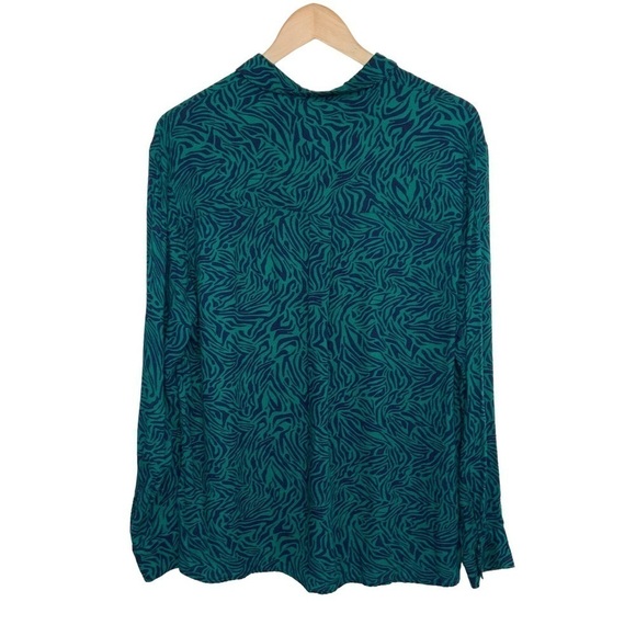 Sugarhill Brighton Animal Print Button Up Shirt Sz 10 Green Blue Long Sleeve - Picture 2 of 7